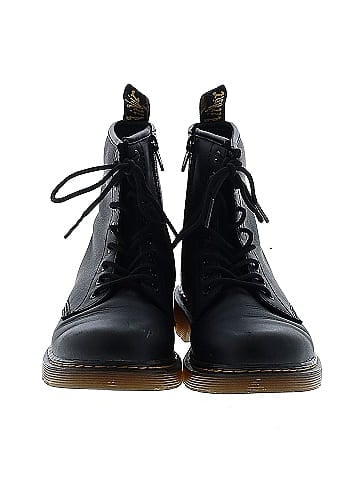 Thredup doc outlet martens