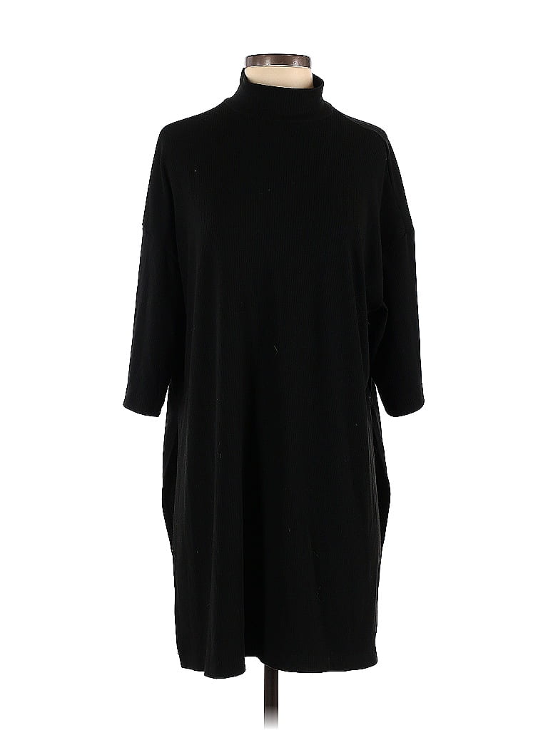 Dressed in LALA Solid Black Turtleneck Sweater Size S 69 off thredUP