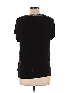 Jennifer Lopez Short Sleeve T-Shirt (view 2)