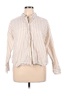 Old Navy Long Sleeve Button-Down Shirt (view 1)