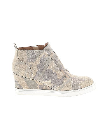 Linea paolo camo wedge on sale sneakers