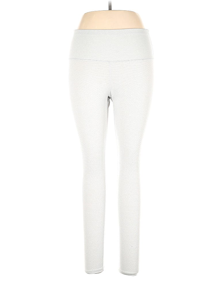 Click to view more detailed imagery on our partner's website Pre-owned Essenza Active Pants In Gray