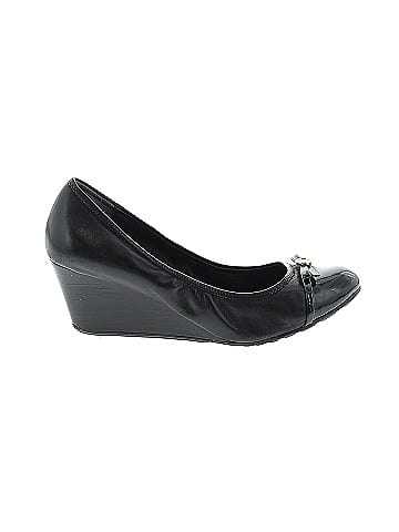 Cole haan on sale black wedge shoes