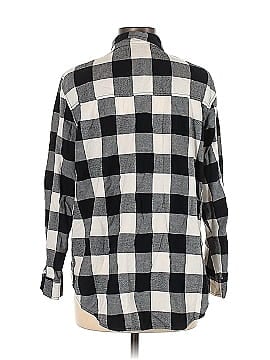 Universal Thread Long Sleeve Button-Down Shirt (view 2)