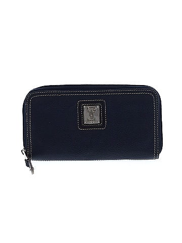 Tignanello discount wallets outlet