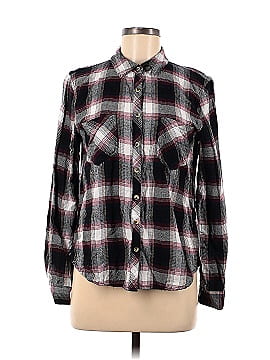 Maurices Long Sleeve Button-Down Shirt (view 1)