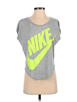 Nike Active T-Shirt (view 1)