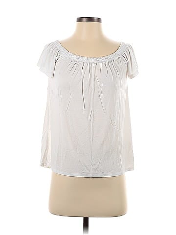 Hollister White Short Sleeve Top Size S - 60% off