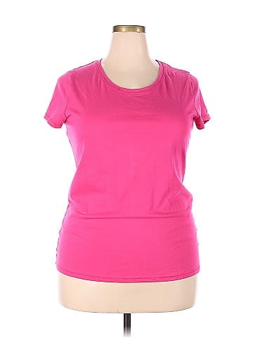 No Boundaries Solid Pink Short Sleeve T-Shirt Size 21 - 53% off