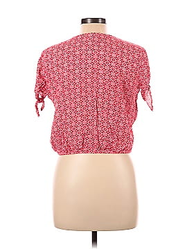 Universal Thread Short Sleeve Blouse (view 2)