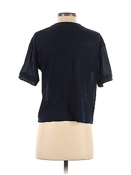 Uniqlo Short Sleeve T-Shirt (view 2)