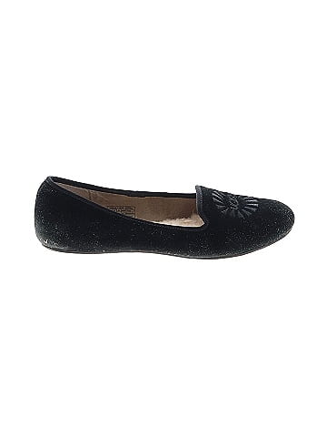 Ugg deals black flats