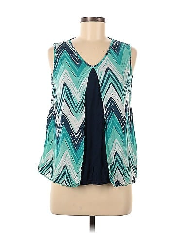 Dunia Sleeveless Blouse (view 1)