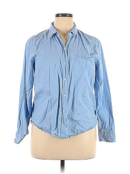 Universal Thread Long Sleeve Button-Down Shirt (view 1)