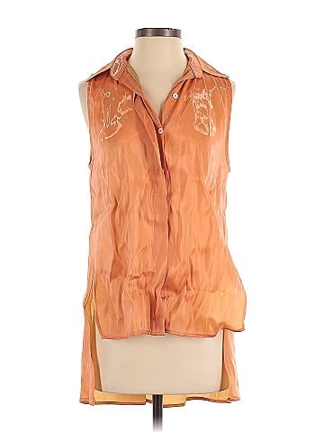 Noble Sleeveless Button-Down Shirt (view 1)