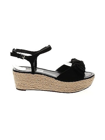 Liz claiborne deals wedge shoes