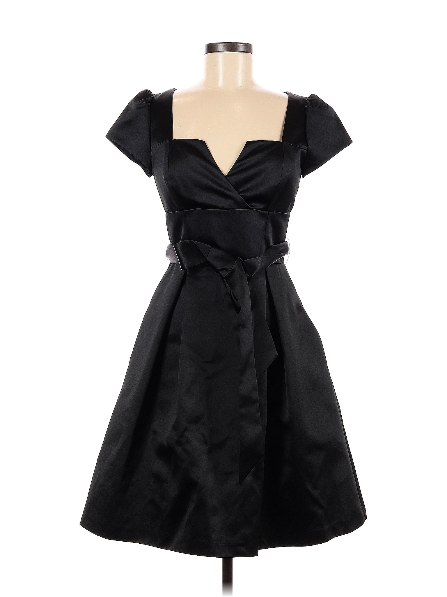 BCBG Solid Black Cocktail Dress Size 6 - 79% off | ThredUp