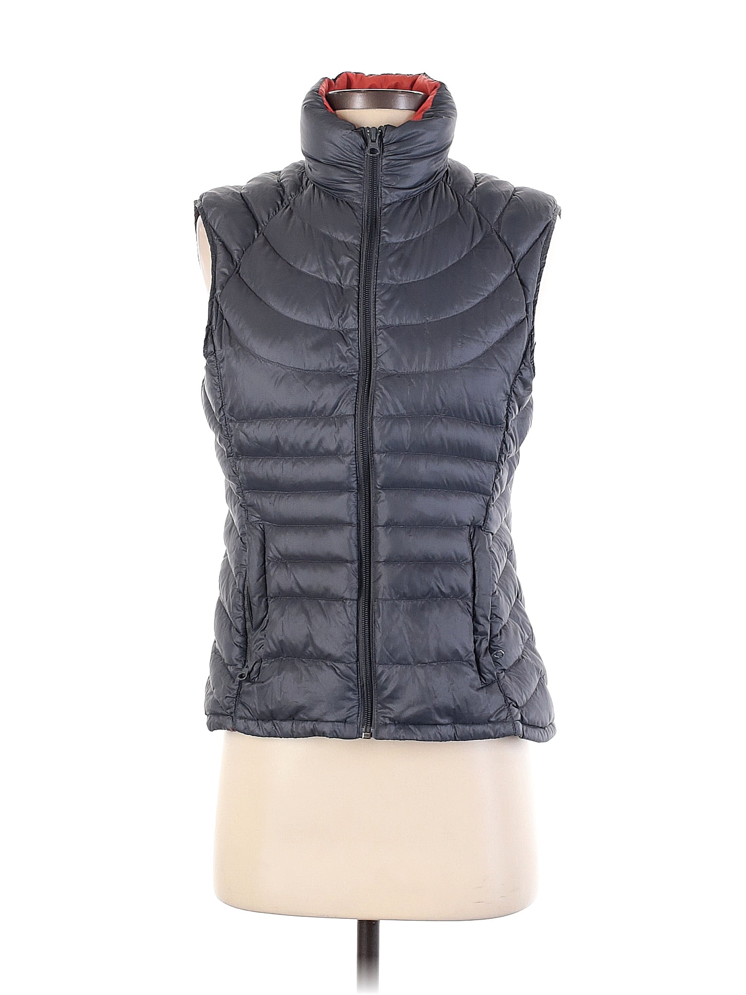 Bernardo sale down vest