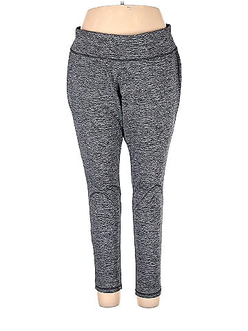 Livi on sale yoga pants