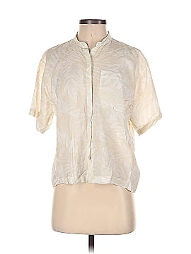 Gap Short Sleeve Button-Down Shirt (view 1)