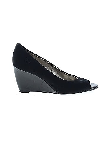 Bandolino discount black wedges