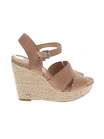 Michael kors best sale tan wedges