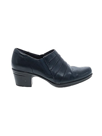 Clarks oxford clearance heels