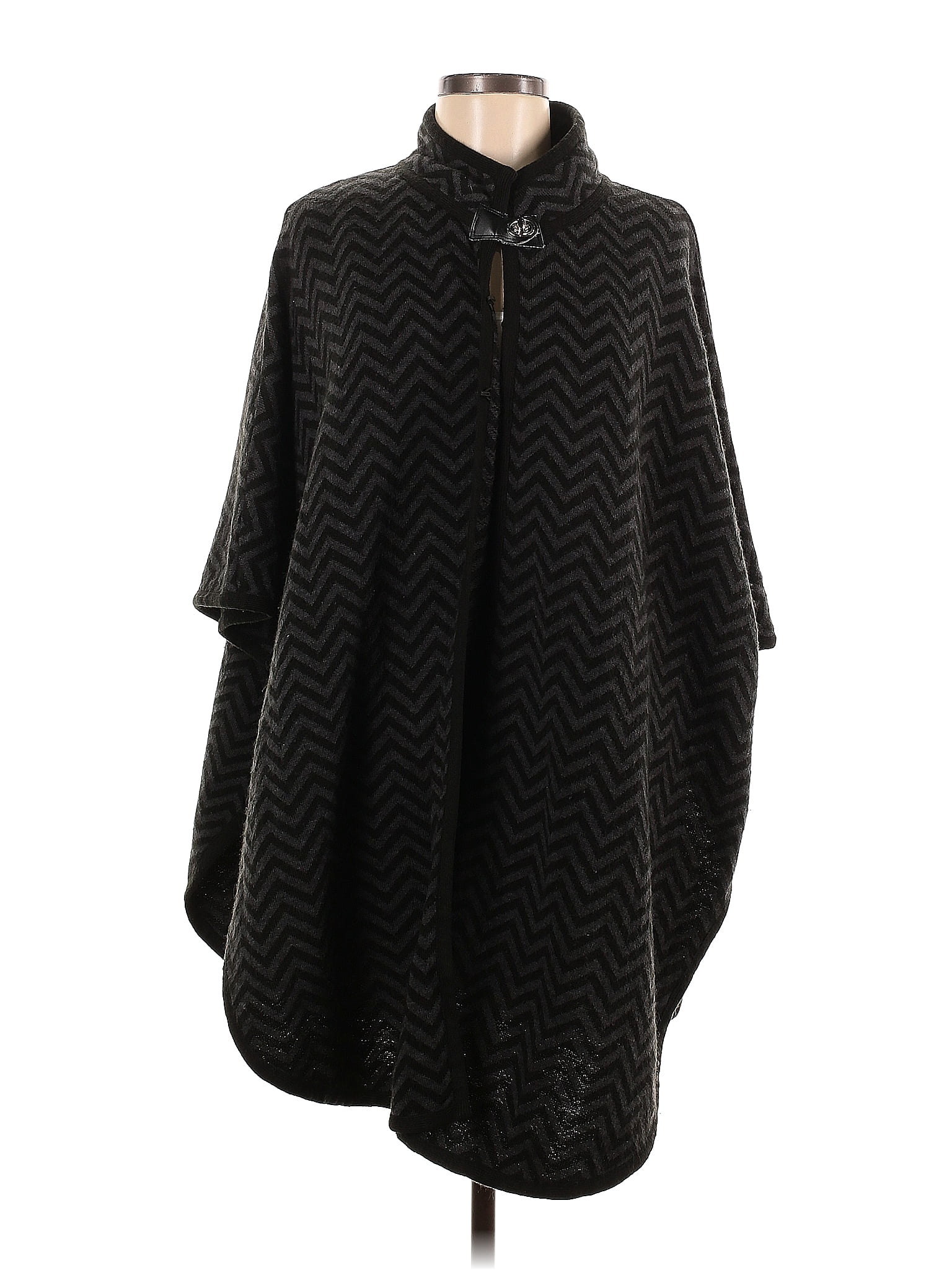 Chico's 100% Acrylic Black Poncho Size Lg - XL - 76% off | ThredUp