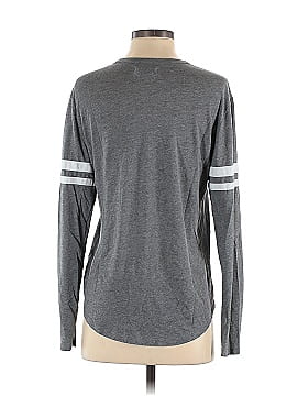 Hollister Long Sleeve T-Shirt (view 2)