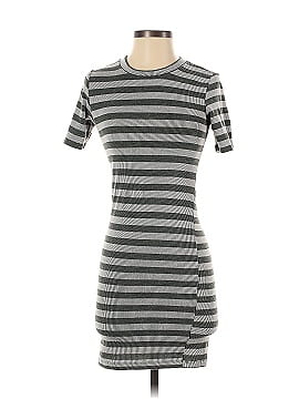 Forever 21 Casual Dress (view 1)