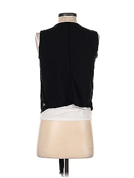 Gap Fit Vest (view 2)