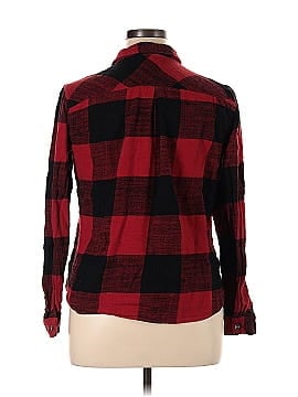 Maurices Long Sleeve Button-Down Shirt (view 2)