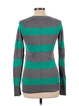 American Eagle Outfitters Pullover Sweater (view 2)