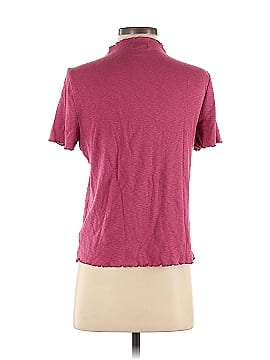 Express Outlet Short Sleeve Top (view 2)