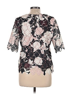 Vince Camuto Short Sleeve Blouse (view 2)