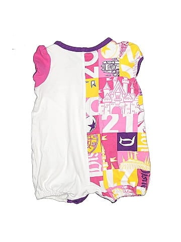 Disney Short Sleeve Outfit (view 2)