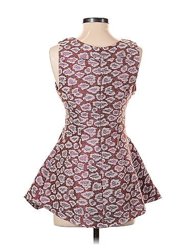 Noble Sleeveless Blouse (view 2)