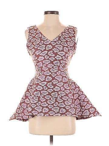 Noble Sleeveless Blouse (view 1)