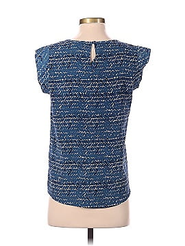 19 Cooper Short Sleeve Blouse (view 2)