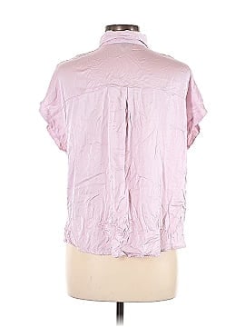 Olivaceous Short Sleeve Button-Down Shirt (view 2)