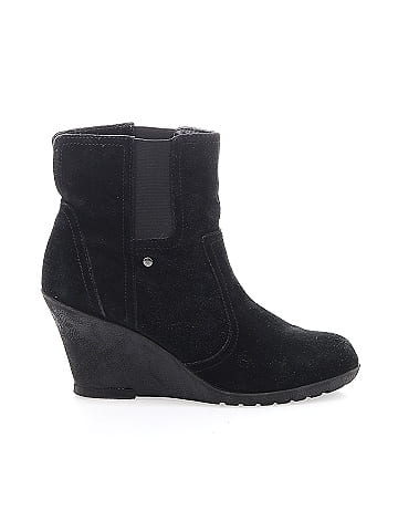 White mountain black top ankle boots