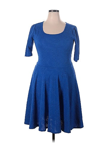 Threads up outlet plus size dresses