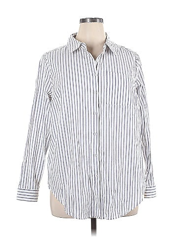 torrid white shirt
