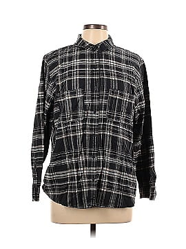 Universal Thread Long Sleeve Button-Down Shirt (view 1)