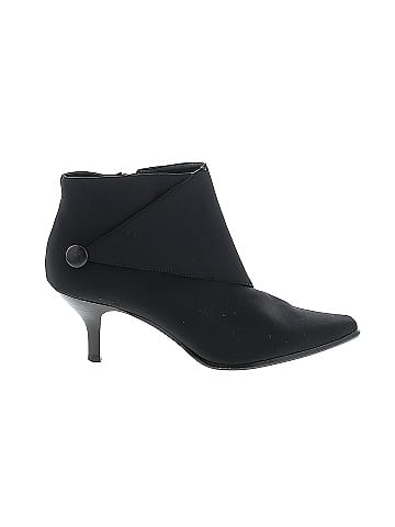 Donald j hot sale pliner booties