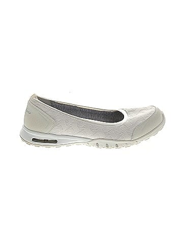 Skechers 2024 gray flats