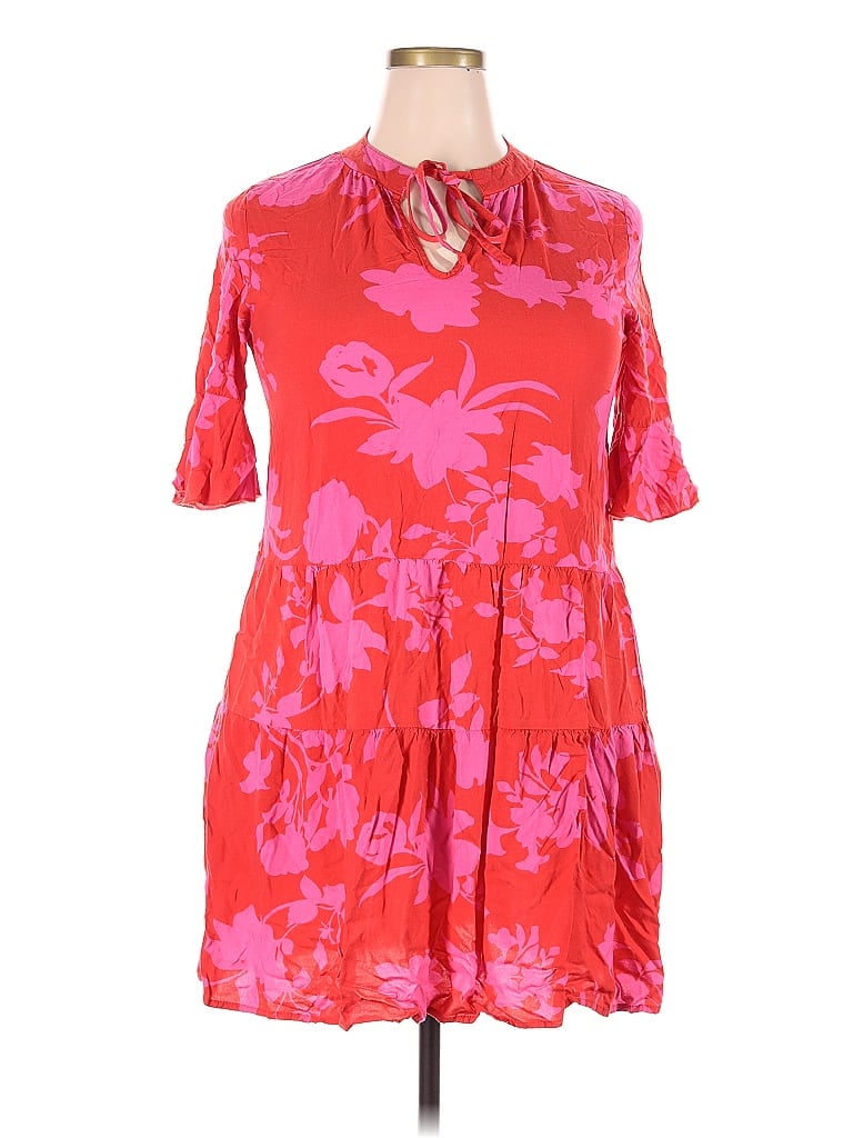 Unbranded Floral Red Pink Casual Dress Size 2X (Plus) - 49% off | ThredUp