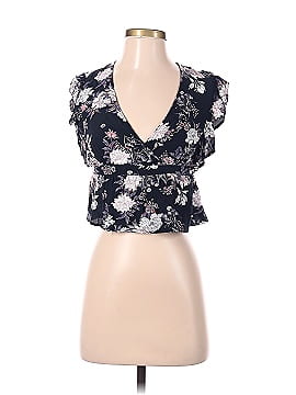 Y&I Clothing Boutique Sleeveless Blouse (view 1)