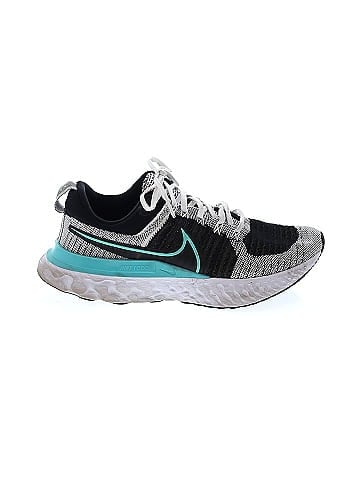 Color block clearance nike shoes