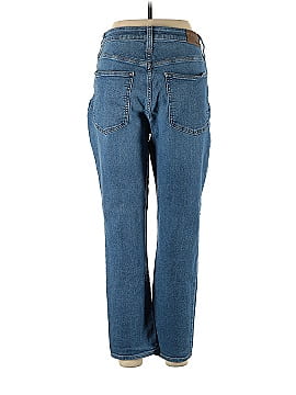 Madewell The Curvy Perfect Vintage Jean in Finney Wash (view 2)